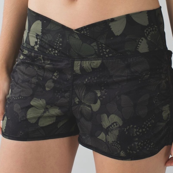 Lululemon Sunset Salutation Short